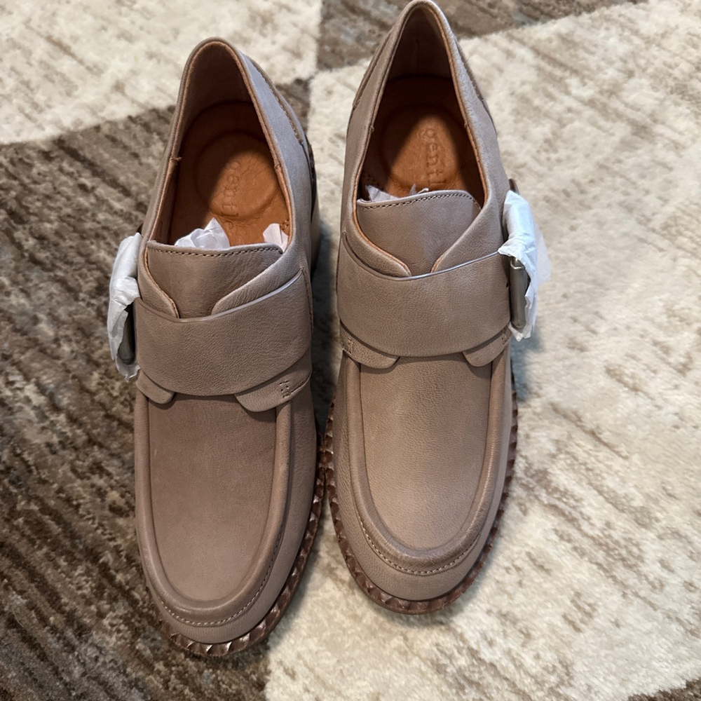 New Gentle Souls 6.5M Tan Bestie Leather Slip On Loafer Pumps $219 Shootie Heels